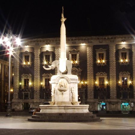 Sotto Il Fortino, Casa Vacanze Catania Esterno foto